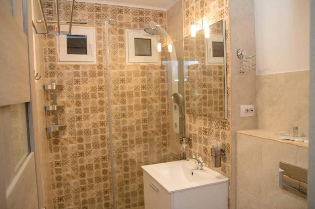 Colonial Touch Apartament 브라쇼브 외부 사진